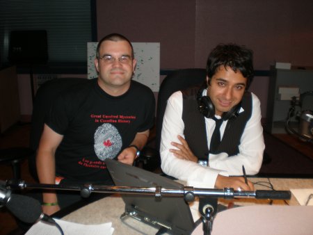 Gregory Klages (gauche) et Jian Ghomeshi