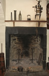 Kitchen hearth with spitjack