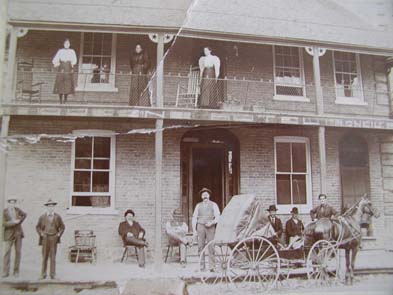 [ Queen's Hotel in Lucan, Unknown, Lucan Area Heritage and Donnelly Museum  ]