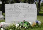 Monument funraire de la famille Donnelly, cimetire catholique St. Patrick, Biddulph, 2005