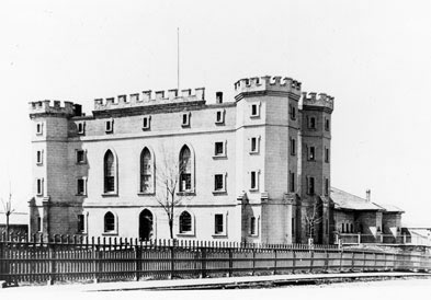 [ Exterior of the Courthouse in London, Ontario, Unknown, University of Western Ontario Archives RC41355 ]