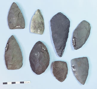 Artefacts typiques de l'occupation par les aborignes au neuvime sicle