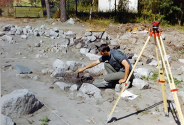 Excavation of Viking Age burial, Mrsta, Sweden