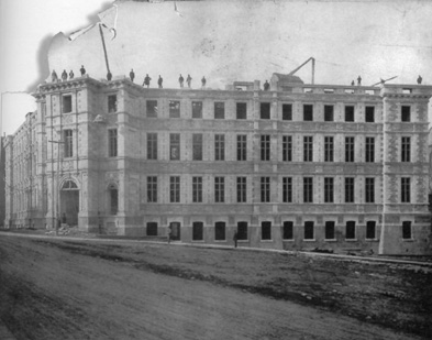 [ Palais de justice de Québec, Palais de justice de Québec en construction, vers 1885., ANQ, ANQ (Québec)  ]