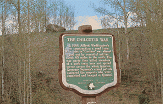 [ Affiche sur la guerre des Chilcotins près du lac Nimpo, Government of British Columbia, BCA I-05370 ]