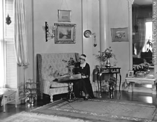 [ Lady Roddick in her livingroom, Montreal, QC, 1930 ]