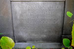Inscription sur la pierre tombale de Rose Shallow
