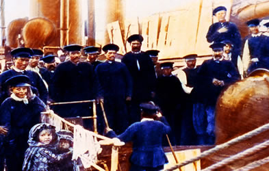 [ Les Doukhobors  bord du bateau en route vers le Canada en 1899, Unknown, Doukhobor Discovery Centre, Castlegar, B.C. 114 ]