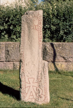 Runestone by Hg church, Hs no number, Hlsingland, Sweden